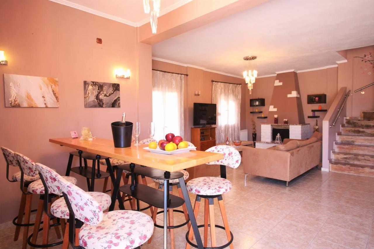 آداماس Alice Maisonette & Studios المظهر الخارجي الصورة